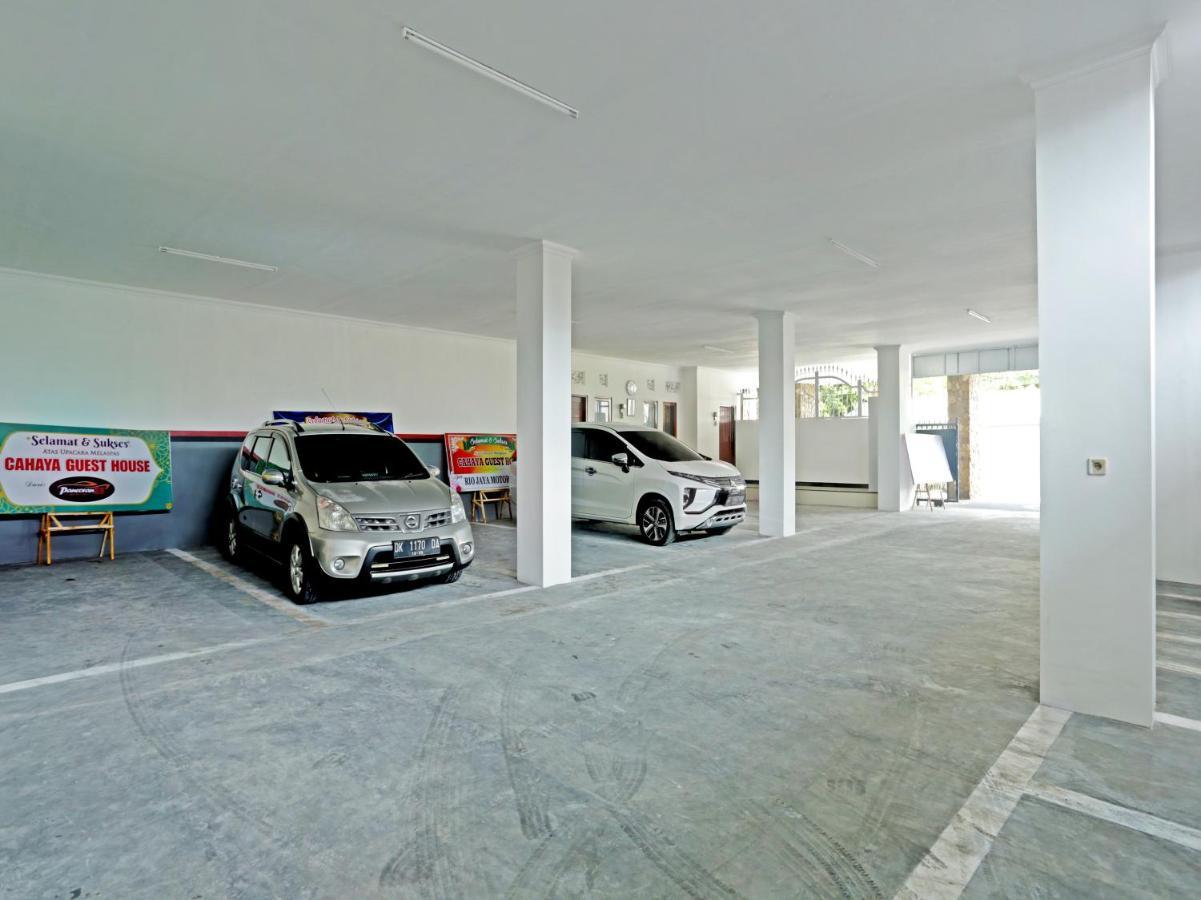 Oyo 90859 Cahaya Guest House Pesanggaran ภายนอก รูปภาพ