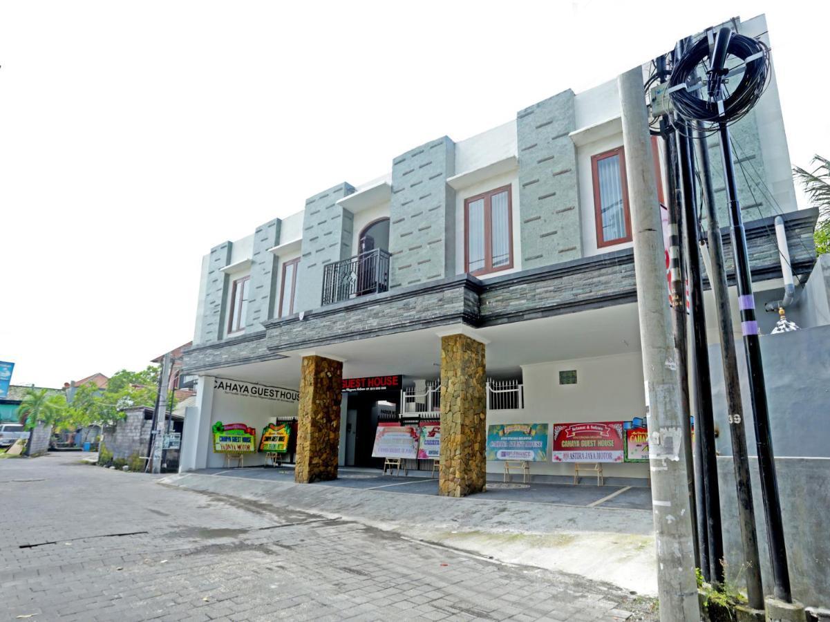 Oyo 90859 Cahaya Guest House Pesanggaran ภายนอก รูปภาพ