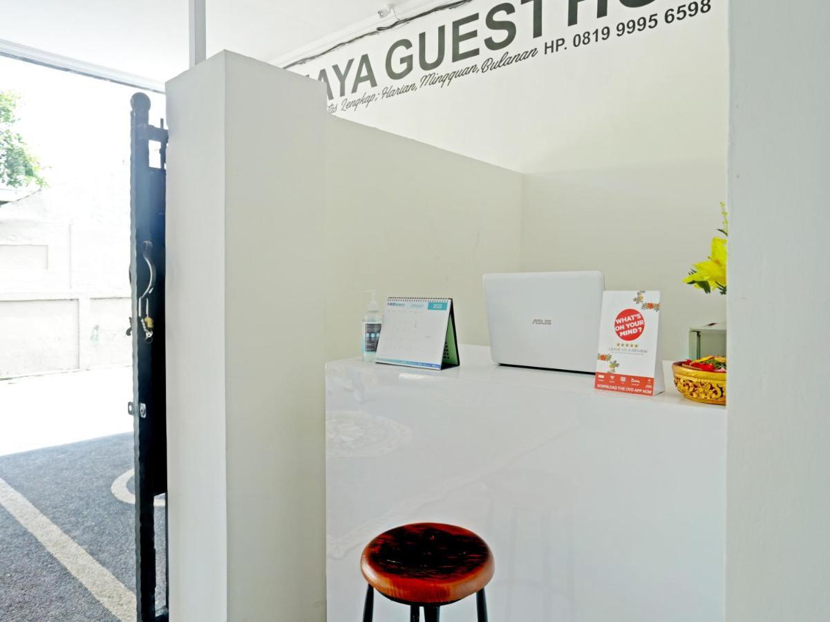 Oyo 90859 Cahaya Guest House Pesanggaran ภายนอก รูปภาพ